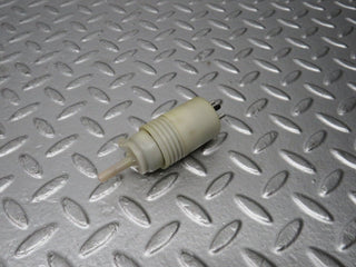 31619 Mercedes-Benz W201 190LE 1.8L Windscreen Washer Pump Hella 1248690421