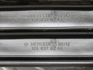 30373 Mercedes-Benz W124 230E Rear Air Intake Vent Right 1248370230