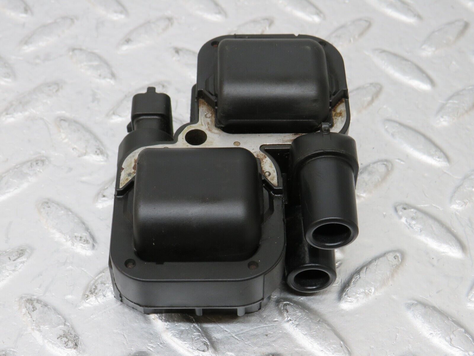 34902 Mercedes-Benz W210 320E Ignition Coil Bosch 0001587803 0221503035