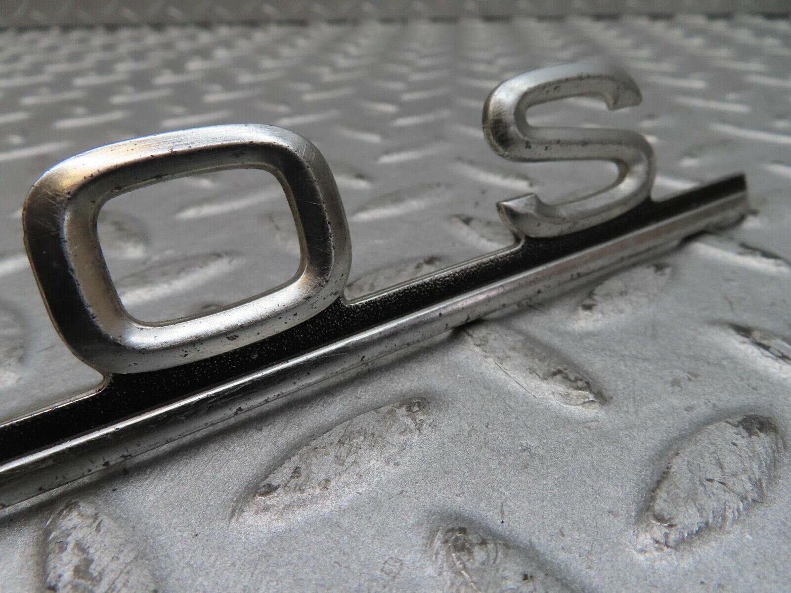 12475 Mercedes-Benz W108 Trunk Badge 280S Emblem