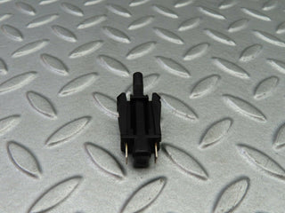 6098 Mercedes-Benz W126 380SE Door Contact Switch 0015458714