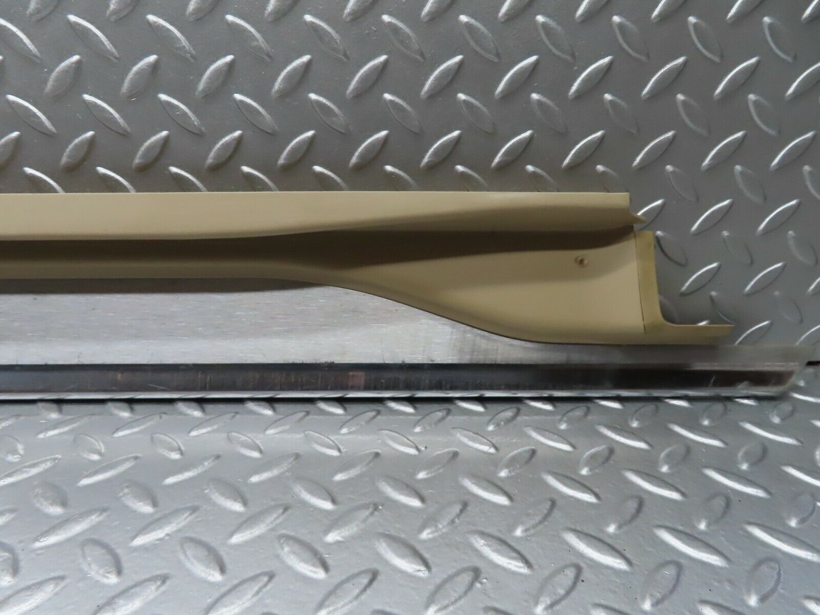 20016 Mercedes-Benz R129 300SL Coupe Right Door Sill Cream 1296800435