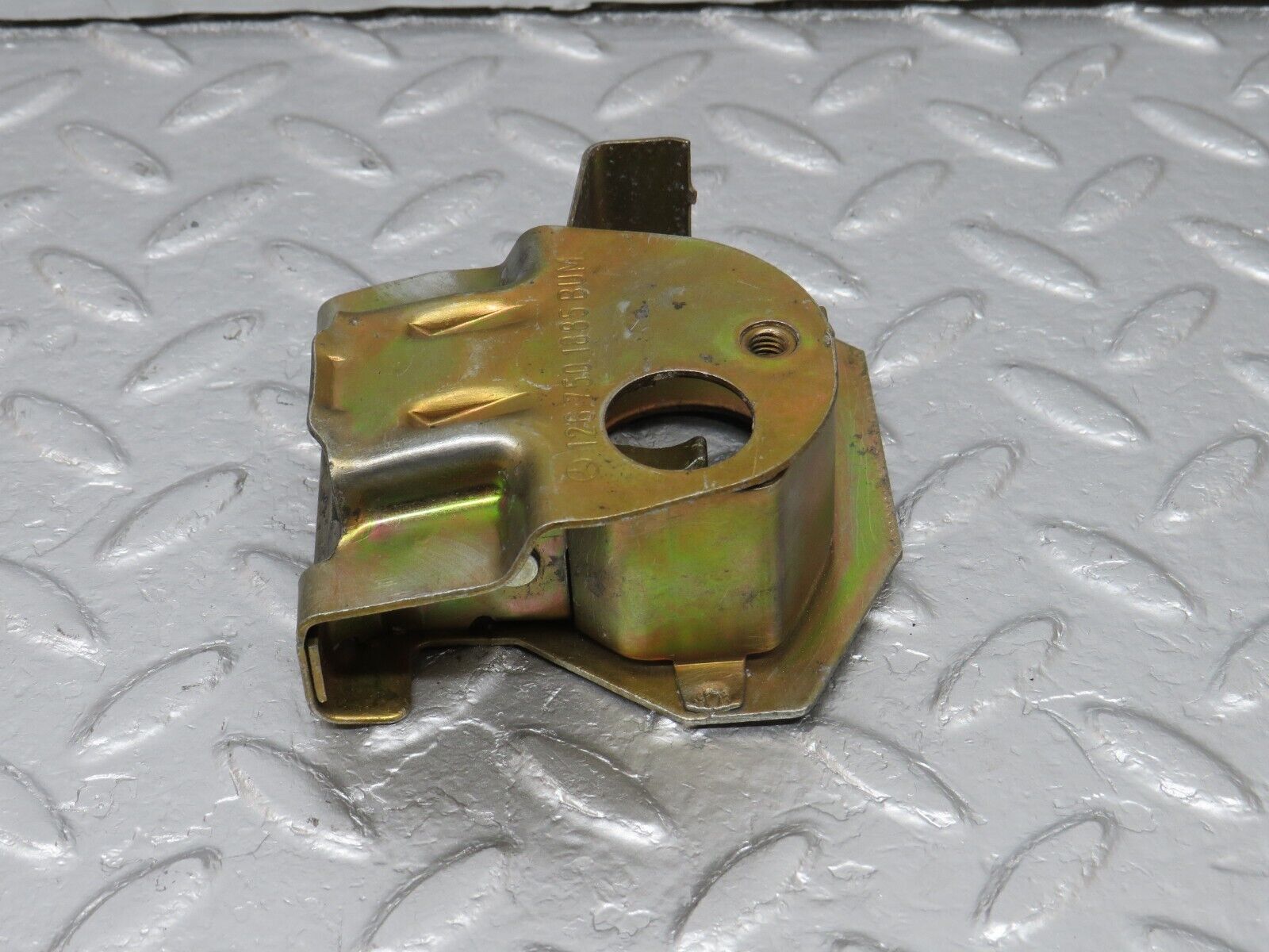 40671 Mercedes-Benz W123 300D Trunk Lock Latch 1267501885