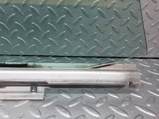 41131 Mercedes-Benz W126 300SE Front Right Door Window Glass