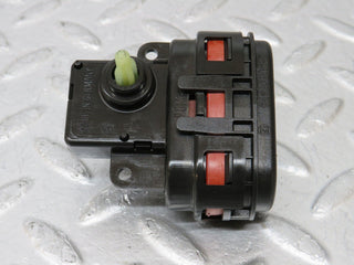 34901 Mercedes-Benz W210 320E Heater Box Vacuum Actuator 9449149102