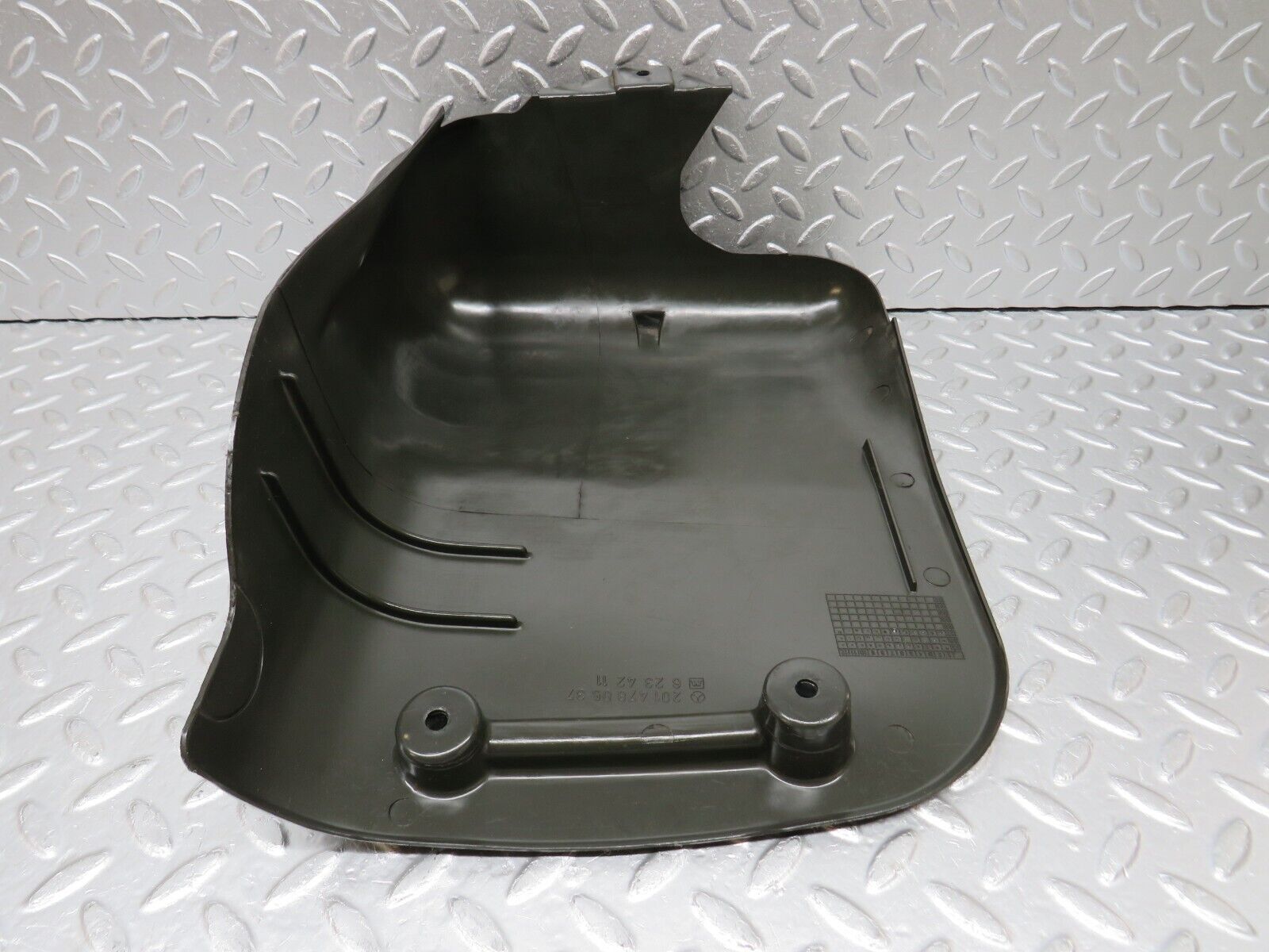 33666 Mercedes-Benz W201 190E 2.0L Fuel Pump Protective Cover 2014780537