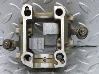 32623 Mercedes-Benz S124 300TE Rocker Arms Camshaft Bearing Block 1030510610