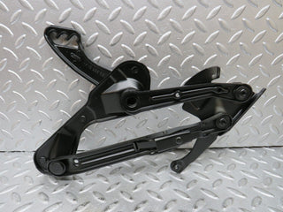 W124 Wagon bonnet hinge light side used OEM