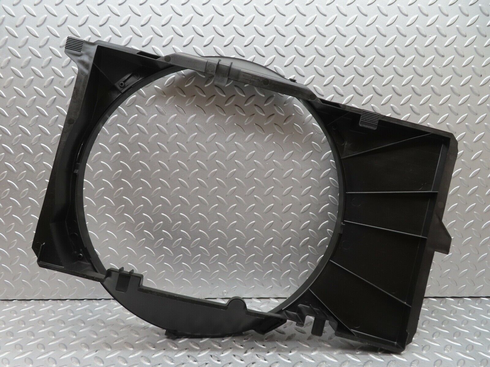 17327 Mercedes-Benz R129 300SL Coupe Radiator Fan Shroud Fan Cover 1295050055