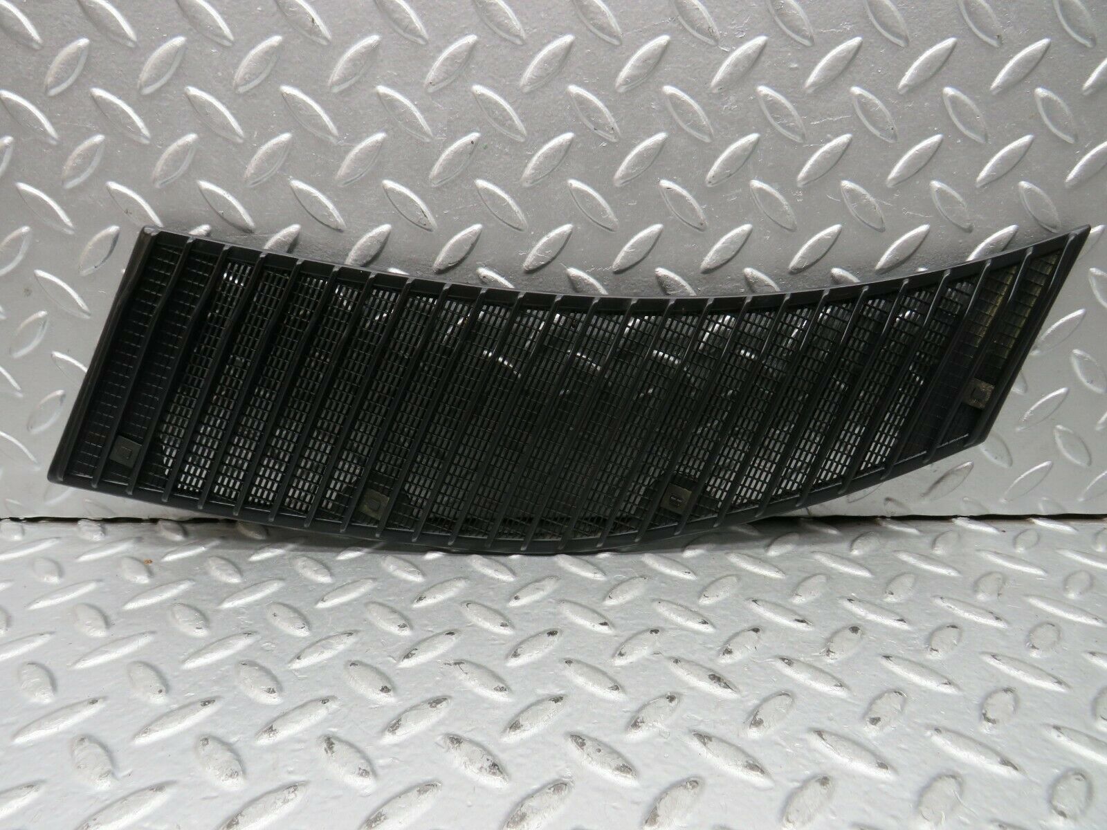 22059 Mercedes-Benz S123 280TE Wagon Air Intake Grill Left Side 1238362965