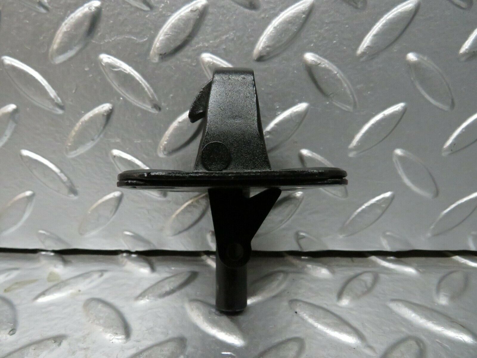 23838 Mercedes-Benz C107 450SLC Coupe Bonnet Lock Catch