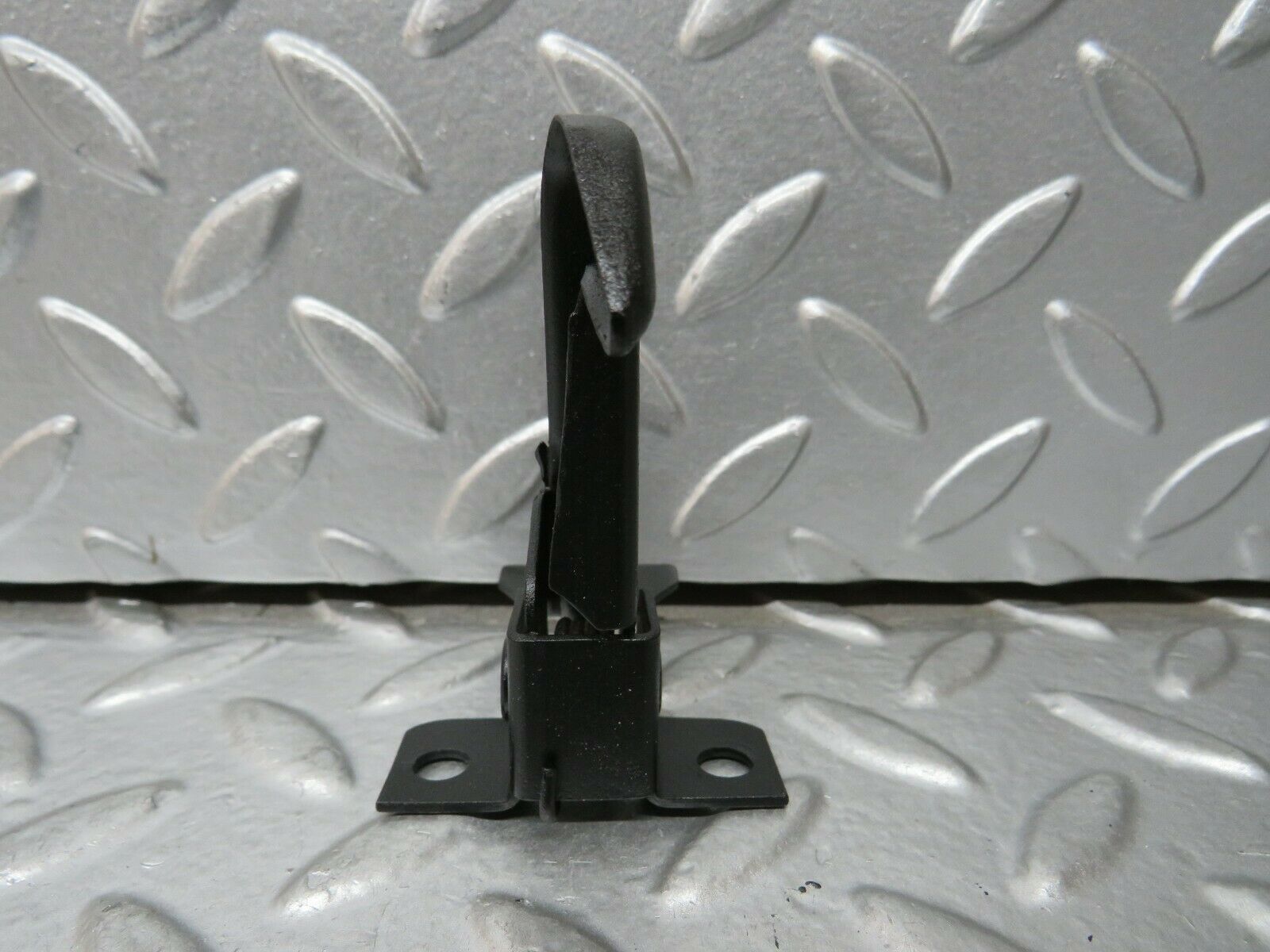 23622 Mercedes-Benz W114 280E Bonnet Safety Latch