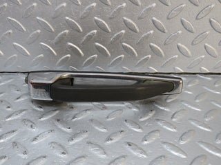 40618 Mercedes-Benz W123 300D Rear Left Exterior Door Handle 1237600359 1237660005