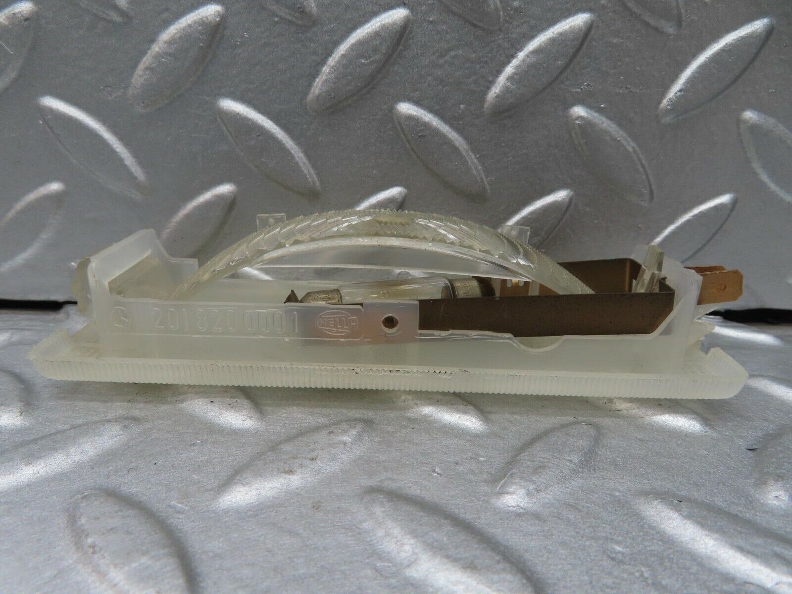 16064 Mercedes-Benz W123 280E Interior Dome Light Rear 2018200001