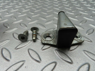 5370 Mercedes-Benz W124 230E Door Lock Latch