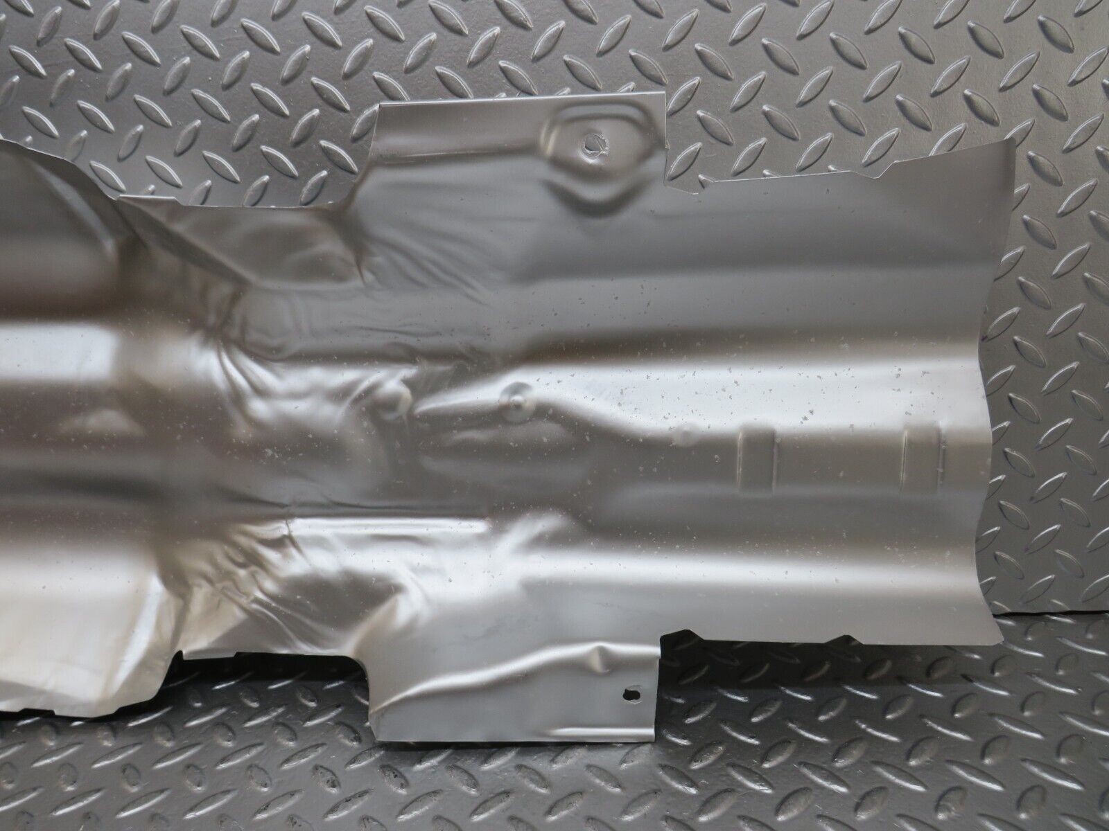 24715 Mercedes-Benz W140 S320 Exhaust Heat Shield