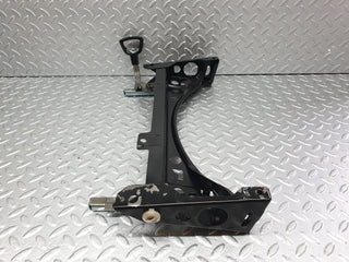 40805 Mercedes-Benz W123 300D Front Right Seat Sliding Mechanism