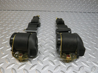 34011 Mercedes-Benz W124 260E Rear Seat Belt Set