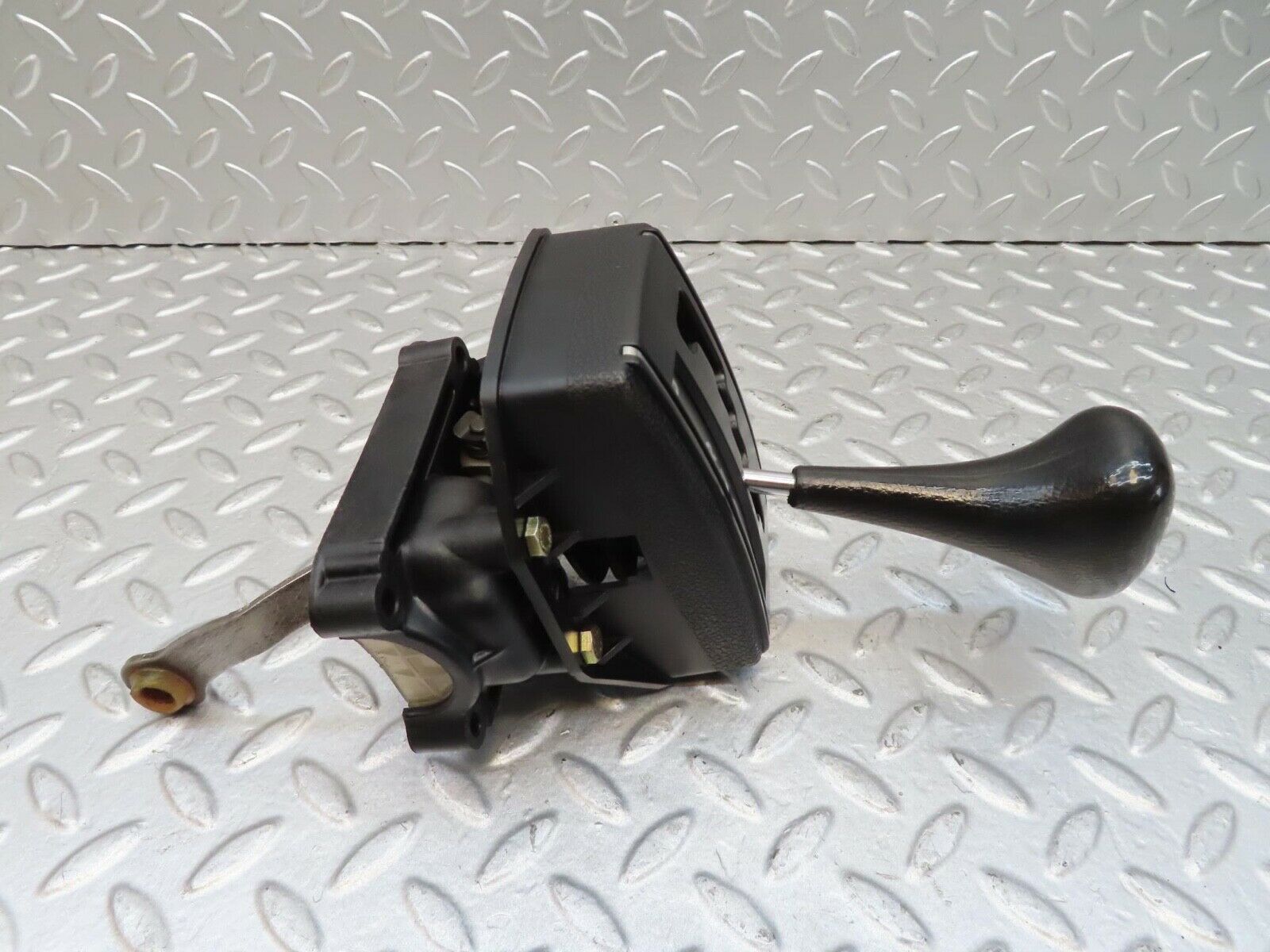 14337 Mercedes-Benz W116 350SE Gear Shift Selector