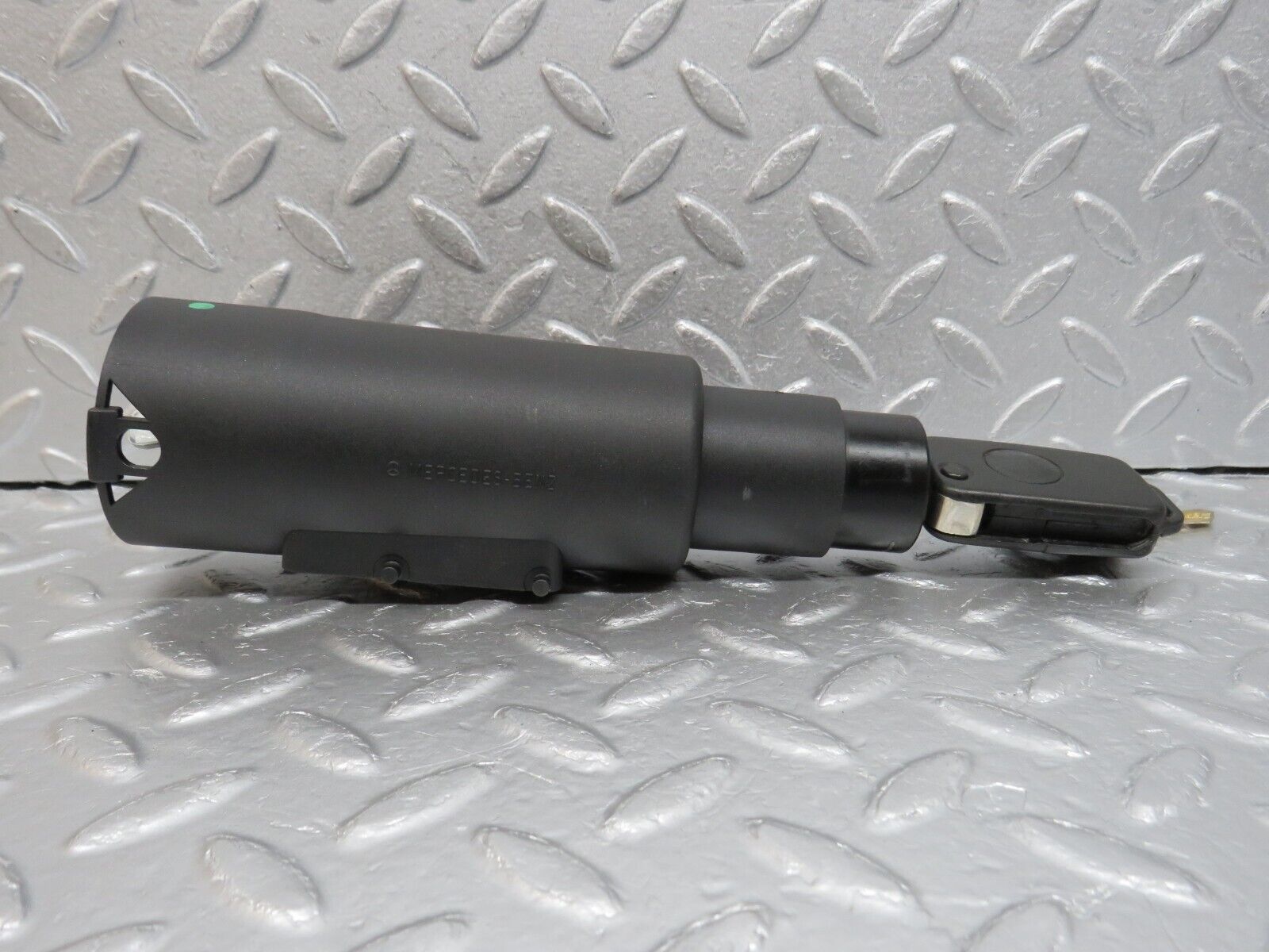 39770 Mercedes-Benz R129 320SL Coupe Ignition Switch With Key