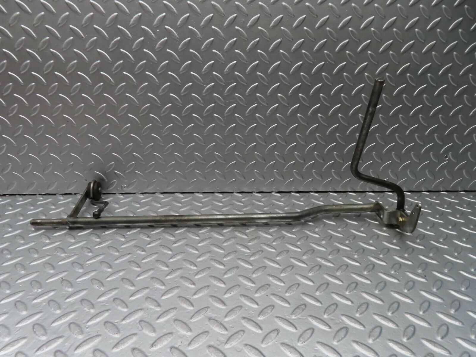20708 Mercedes-Benz R107 450SL Accelerator Pedal Linkage