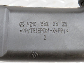 35000 Mercedes-Benz W210 320E Water Drain 2108320325 2108320225