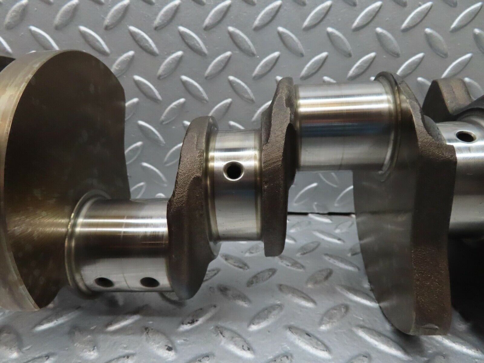 16531 Mercedes-Benz C107 350SLC Coupe Crankshaft