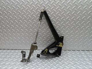 18144 Mercedes-Benz W123 200 Handbrake Regulator