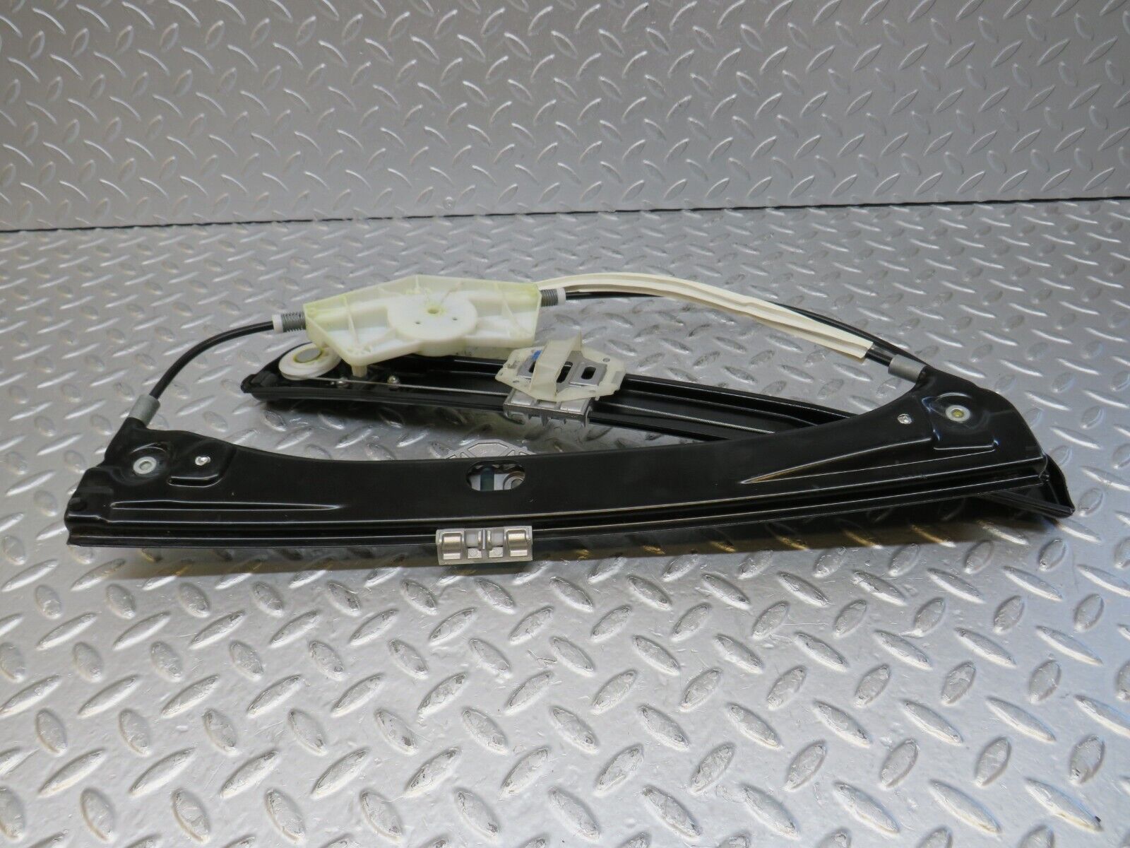 35198 Mercedes-Benz W221 Front Left Power Window Regulator
