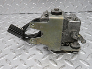 32713 Mercedes-Benz S124 300TE Wagon Cruise Control Actuator 0025458632