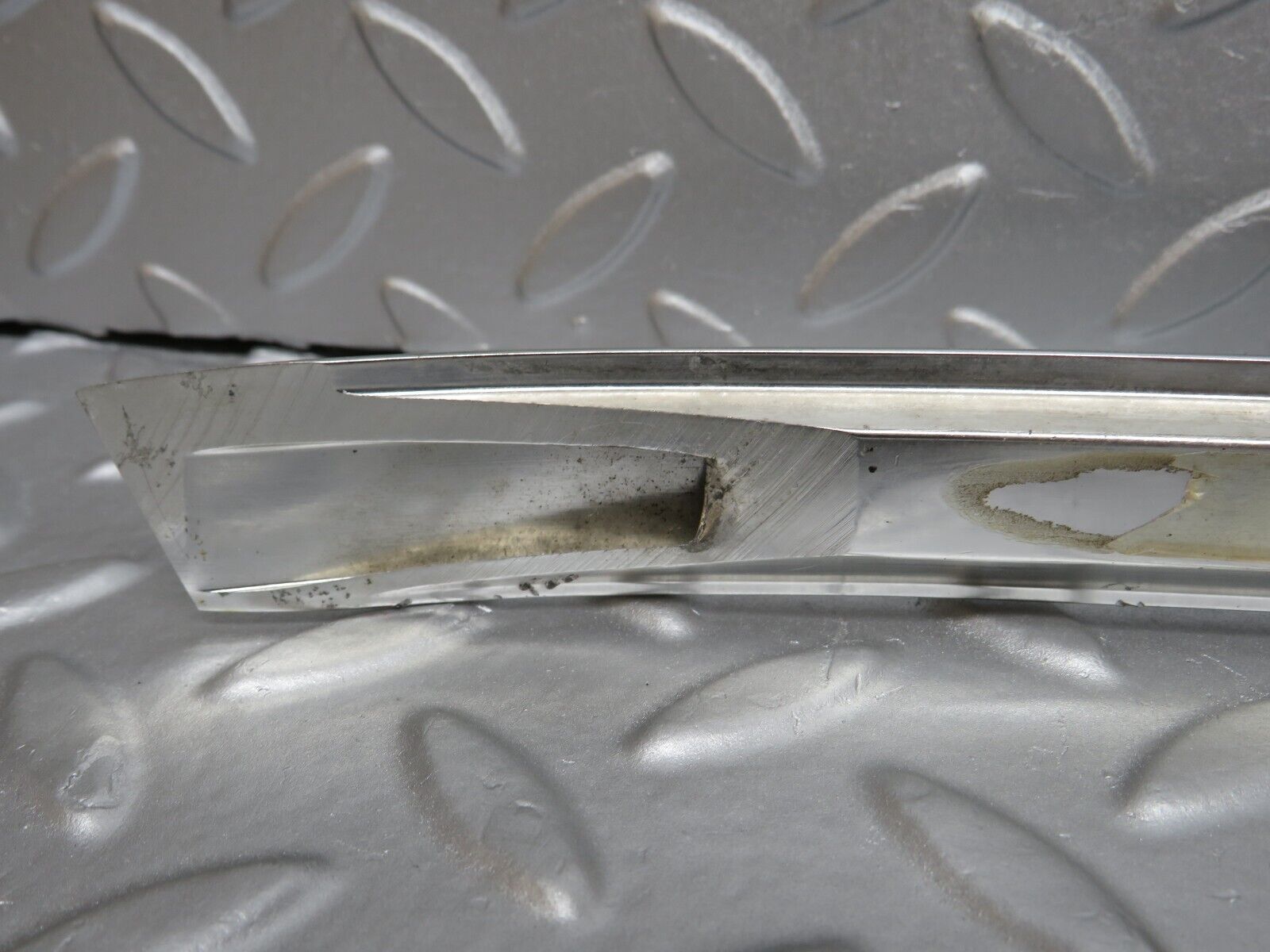 40204 Mercedes-Benz R107 Hardtop Roof Chrome Left Side