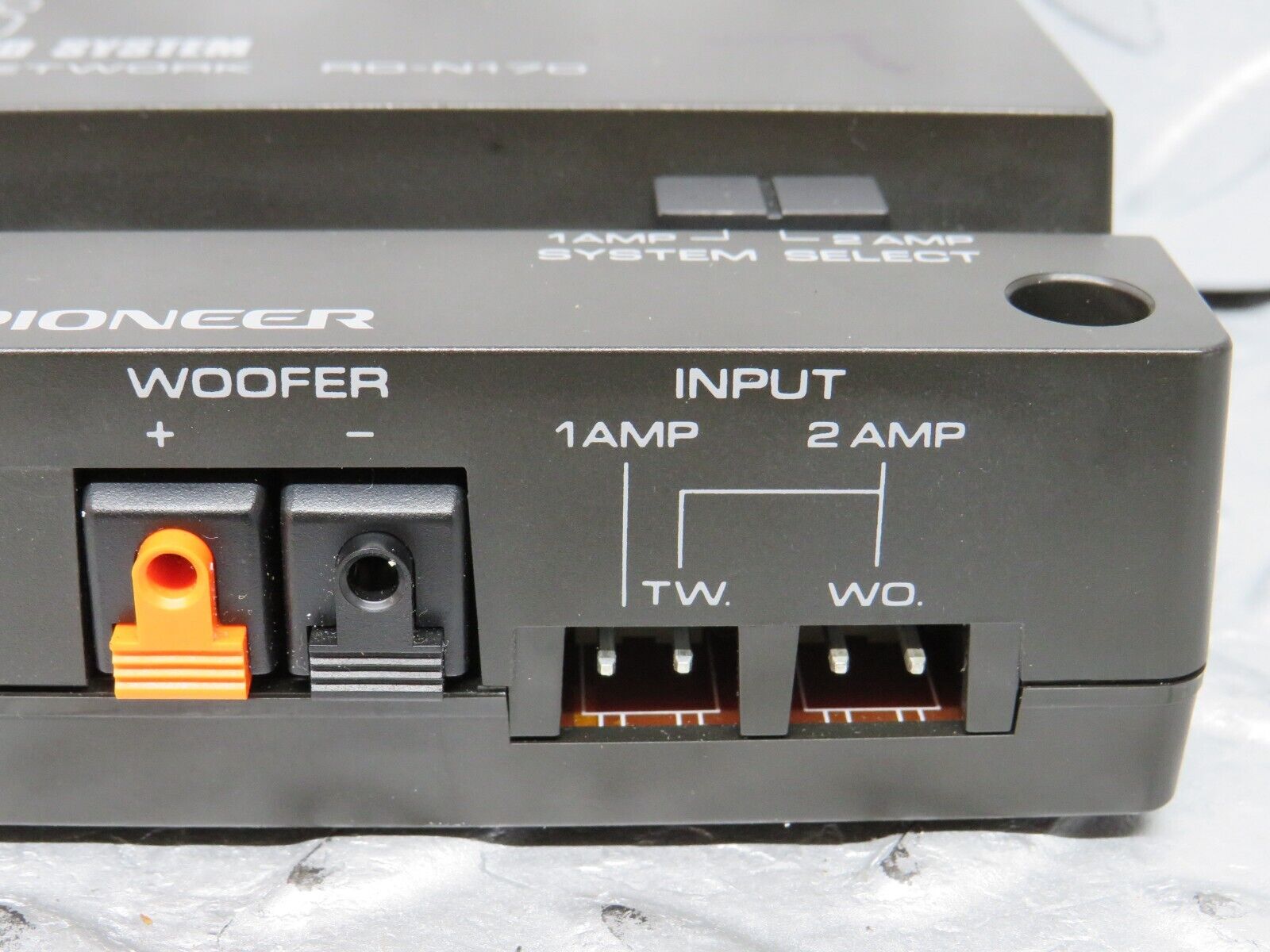 36506 Mercedes-Benz W201 190E 2.0L Dynamulti Sound System PIONEER RD-N170