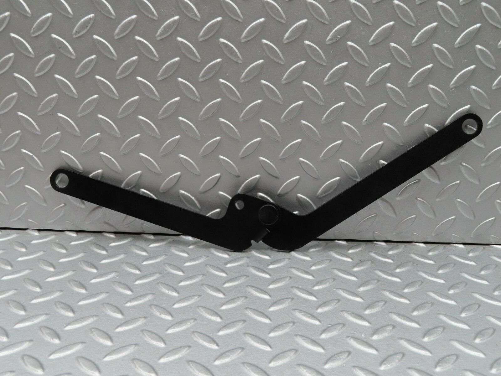 5095 Mercedes-Benz R107 350SL Coupe Right Bonnet Hinge