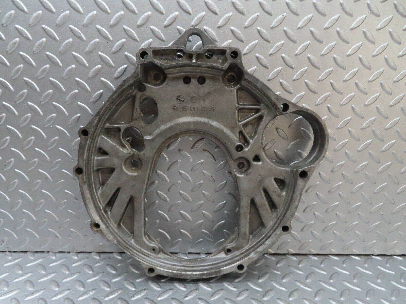 19078 Mercedes-Benz W123 300D Gearbox Flange 1150111145