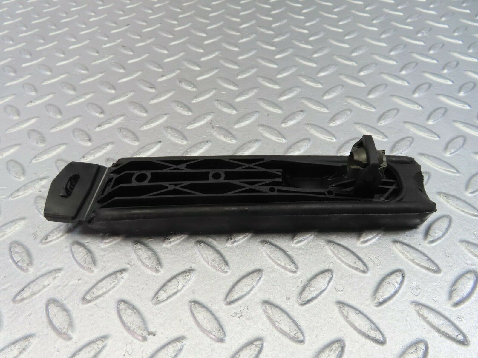 10765 Mercedes-Benz W123 230E Accelerator Pedal With Rubber 1233010082