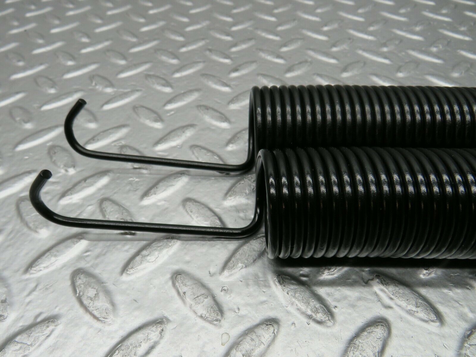 22546 Mercedes-Benz C124 E220 Coupe Trunk Lid Hinge Spring Pair
