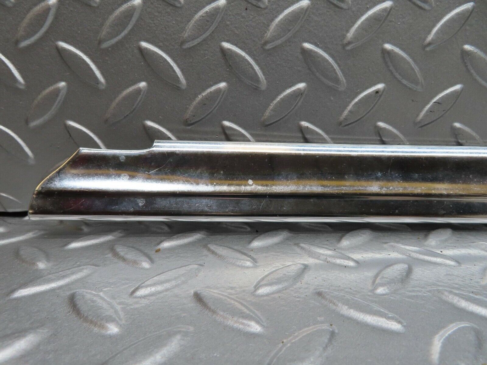12715 Mercedes-Benz W111 220SE Rear Right Door Chrome Moulding Trim
