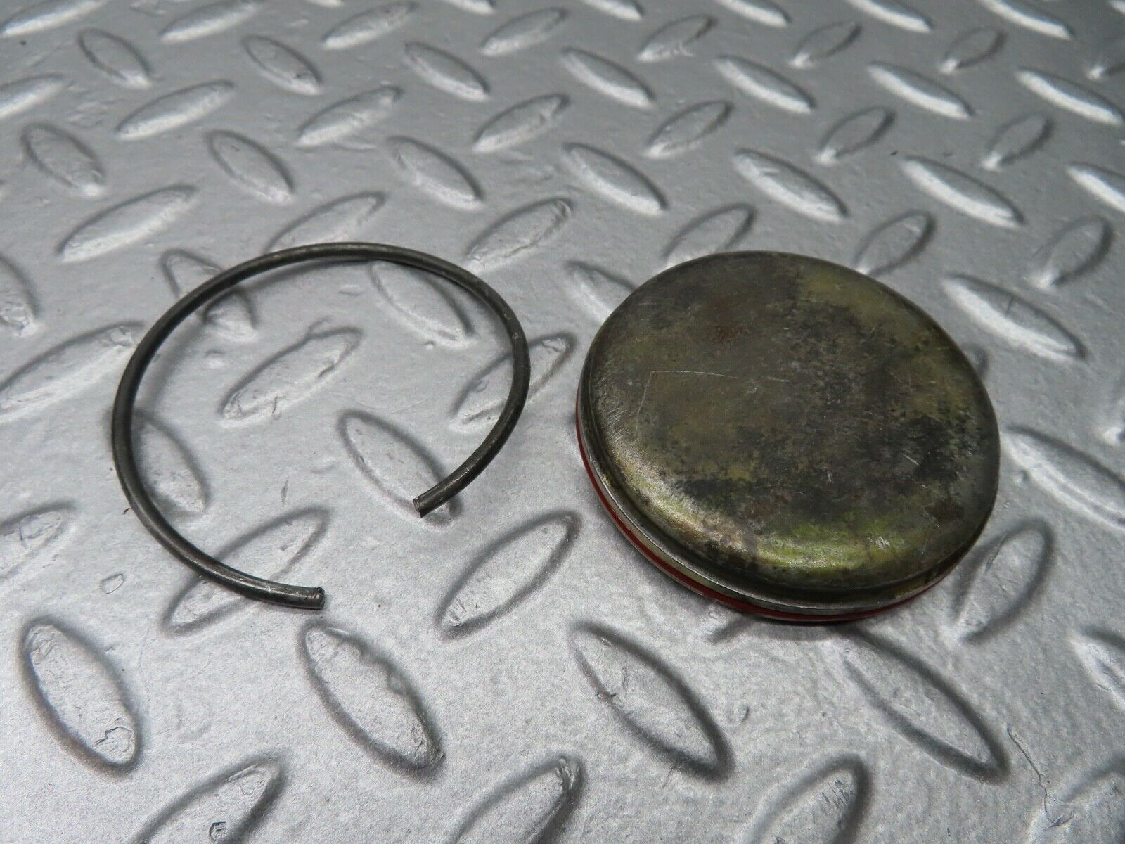 19778 Mercedes-Benz R107 450SL Automatic Gearbox Piston Cover Set