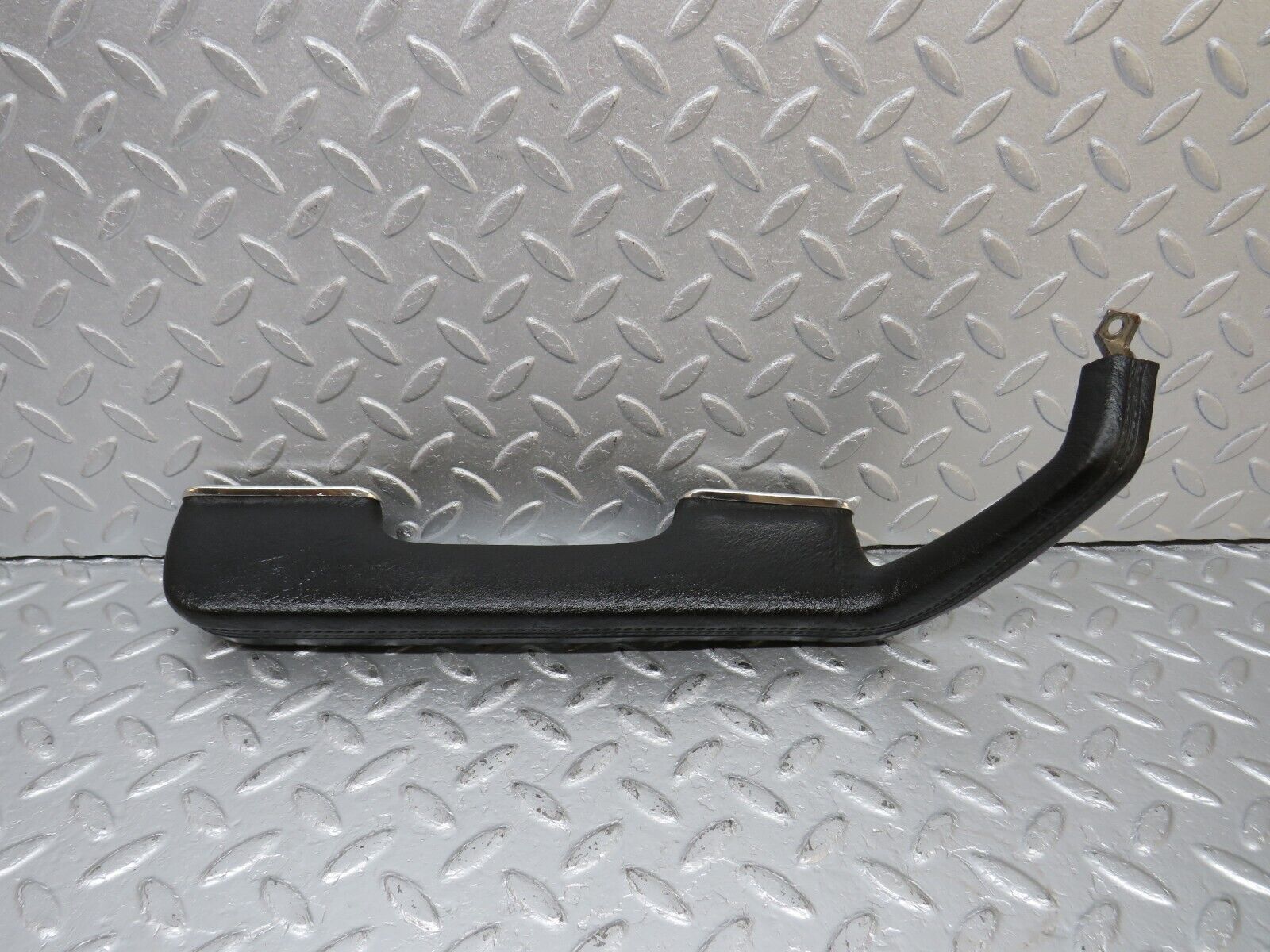 40555 Mercedes-Benz W123 300D Front Left Interior Door Handle Black 1239701701