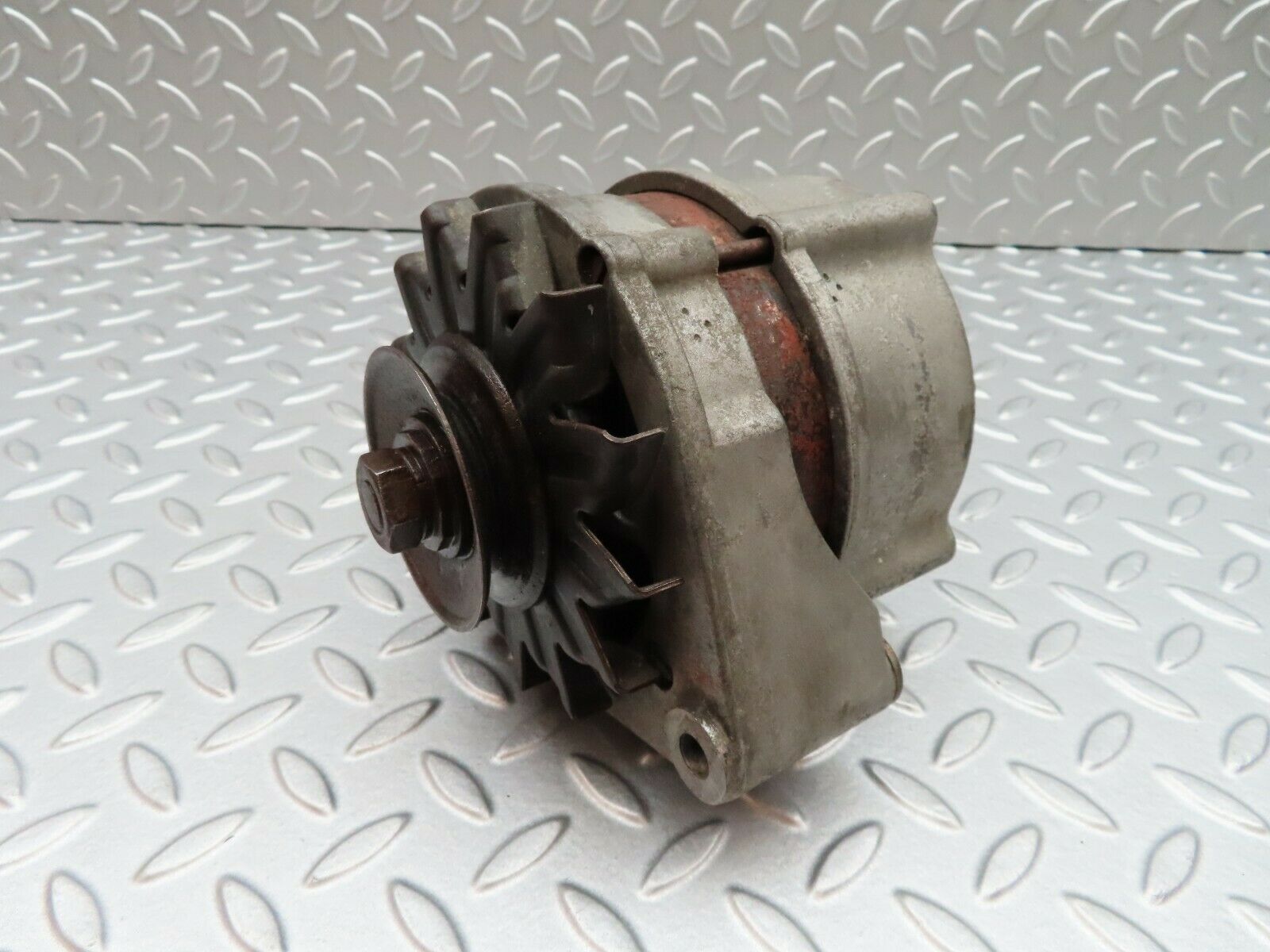 5057 Mercedes-Benz R107 350SL Coupe Alternator Bosch 1125884274