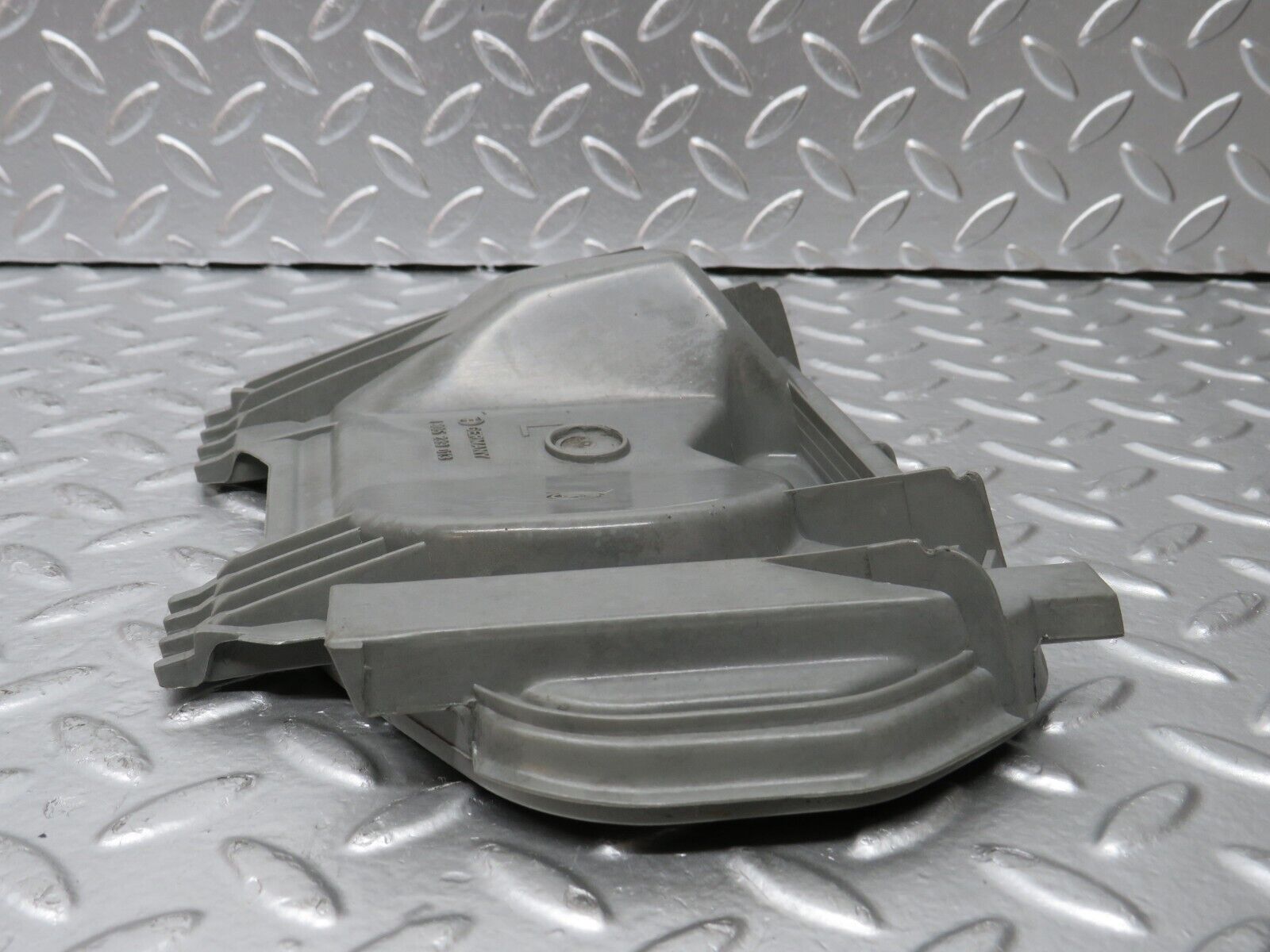25157 Mercedes-Benz W201 190D Headlight Back Cover Bosch 1305239013