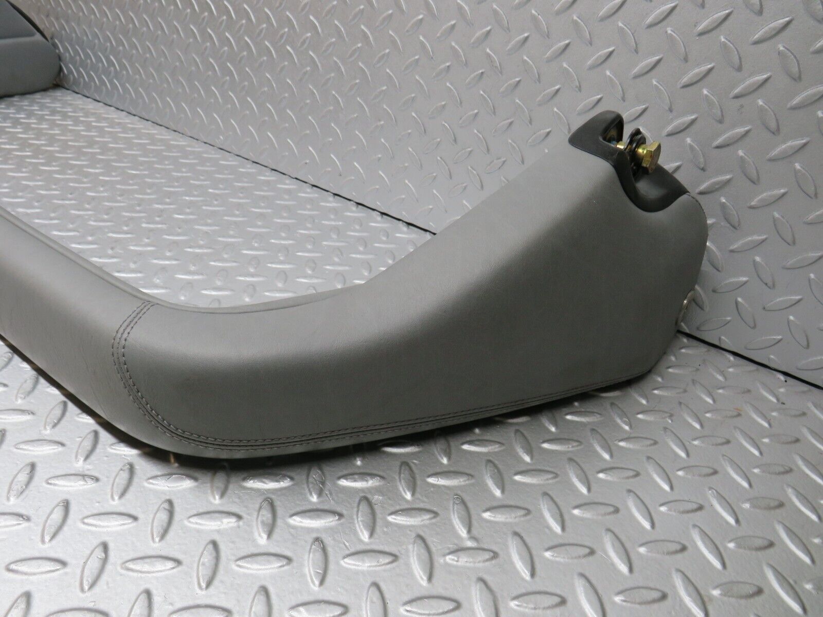 39548 Mercedes-Benz R129 320SL Coupe Roll Over Bar Grey