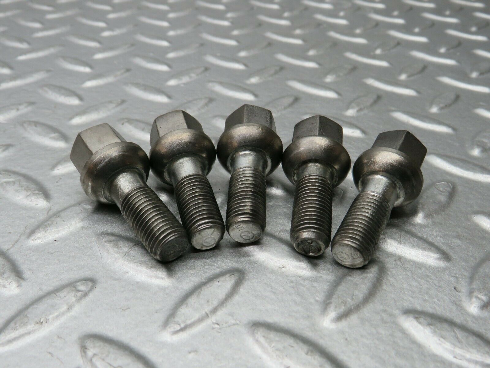 22274 Mercedes-Benz 5x Alloy Wheel Lug Bolt M12x1.5
