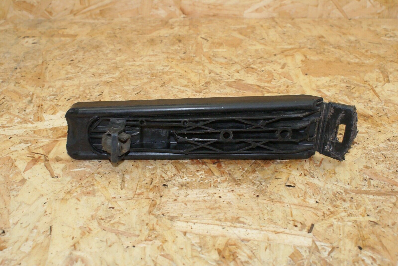 2384 Mercedes-Benz W123 280E Accelerator Pedal With Rubber Cover 1233010082