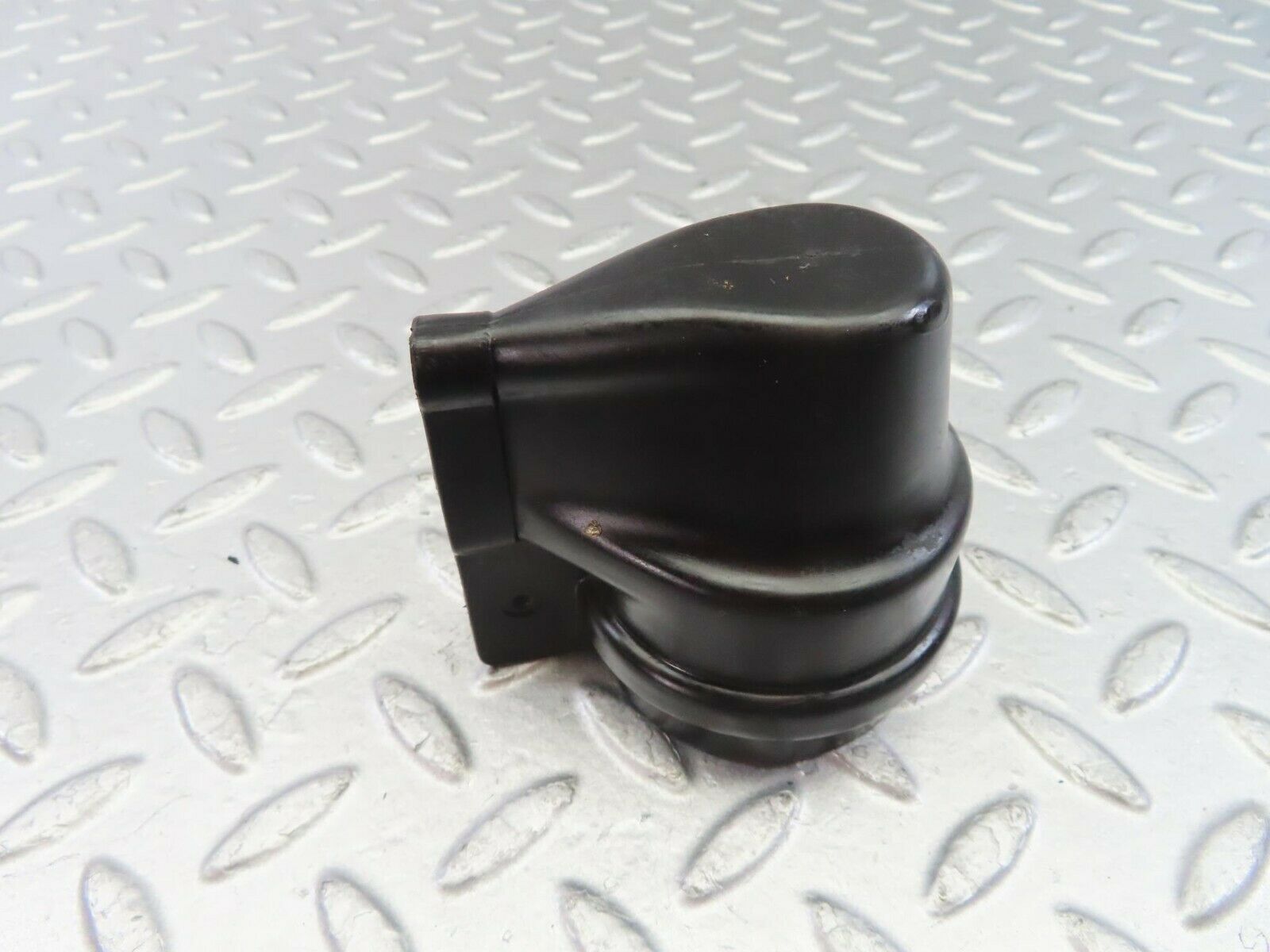 10815 Mercedes-Benz W123 230E Ignition Coil Protective Cap 0001581785