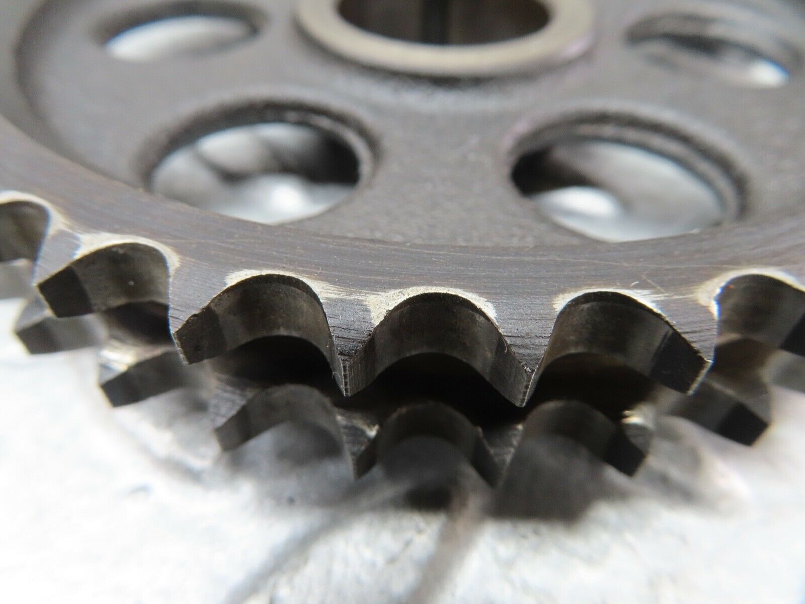 18728 Mercedes-Benz W120 W121 Ponton Camshaft Timing Gear 1210520201