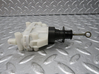 W124 Wagon door lock vacuum actuator front left used OEM