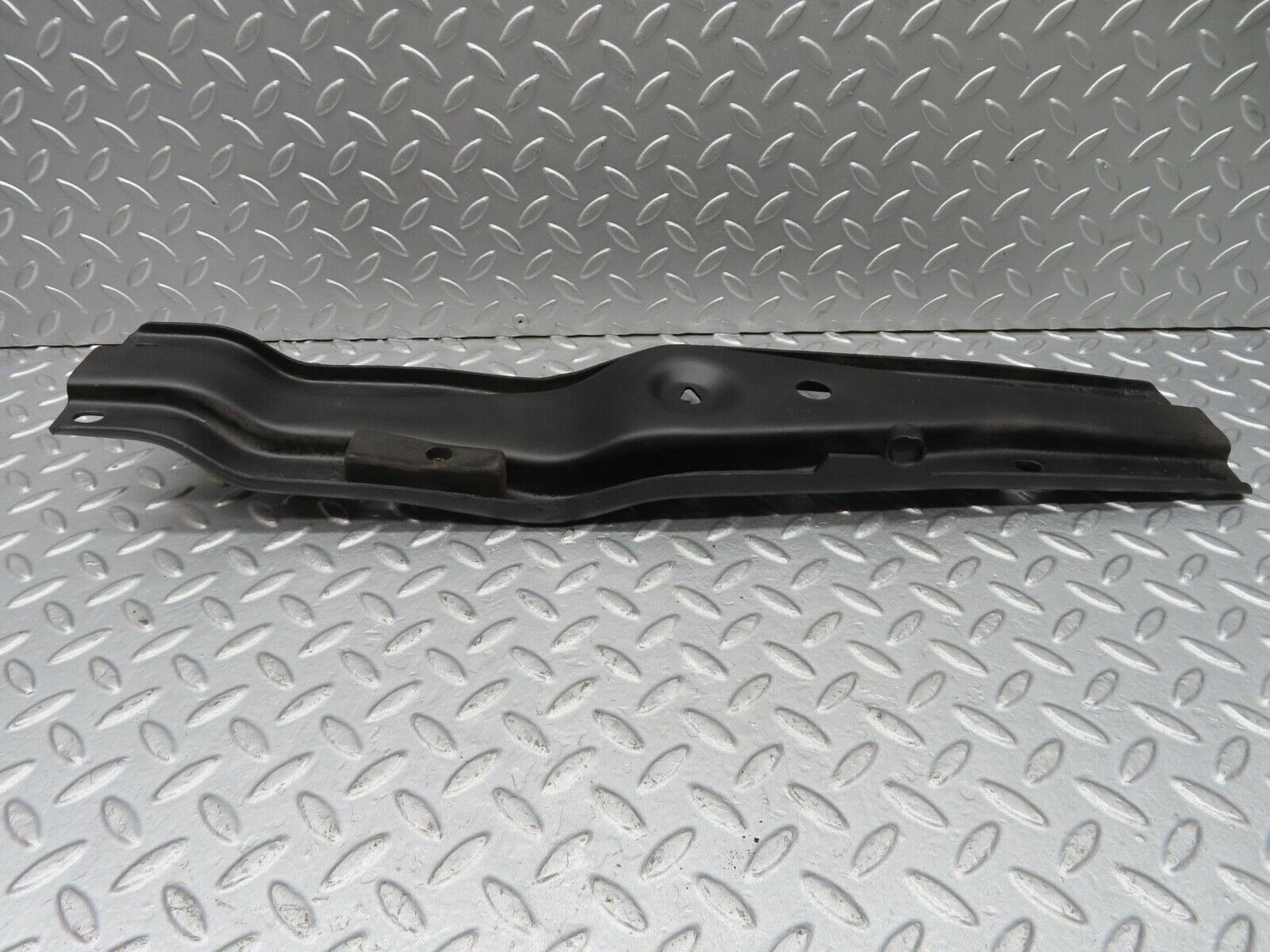 13003 Mercedes-Benz W111 220S Manual Gearbox Mount Bracket