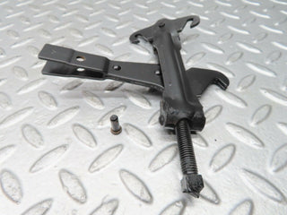 21026 Mercedes-Benz W114 250CE Coupe Handbrake Regulator