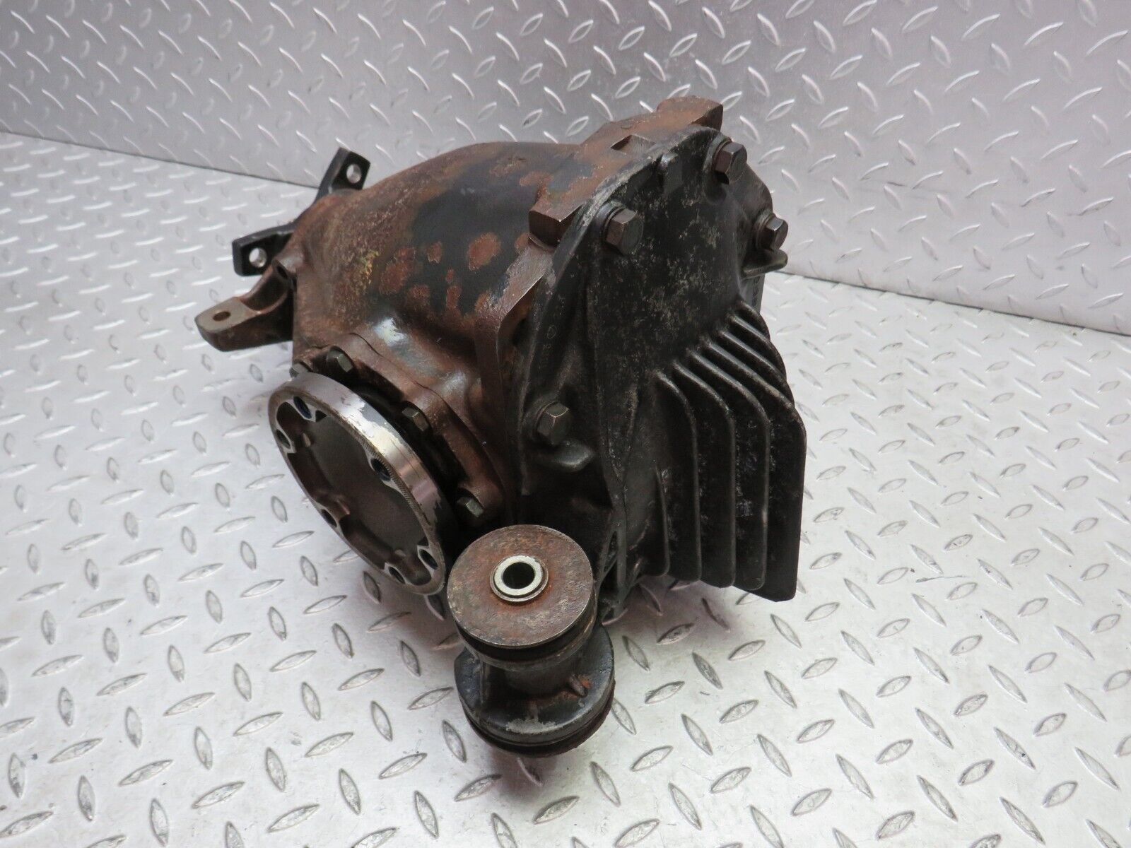 36330 Mercedes-Benz W126 420SE Rear Differential Ratio 2.47 1263511201